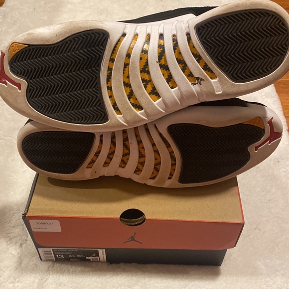 Air Jordan Taxi 12 - size 13 - Picture 5 of 6